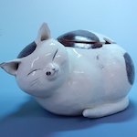 灰釉猫陶器