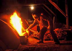 Honma's firing pottery